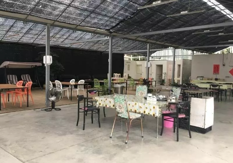 پانسیون Huixin