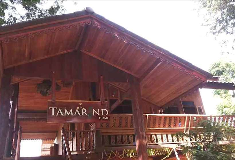 펜션 Tamarind Home Resort Kanchanaburi