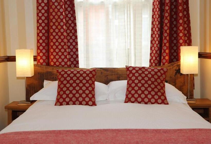 Пансион The Waves