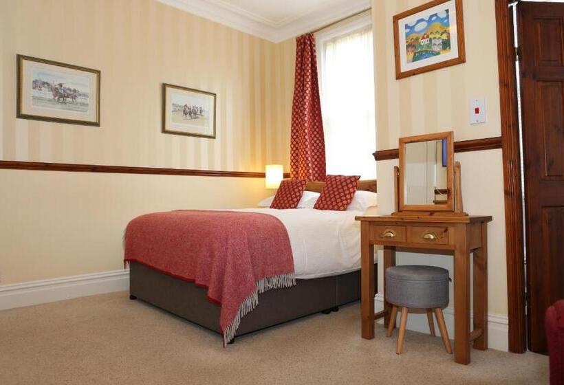 Пансион The Waves