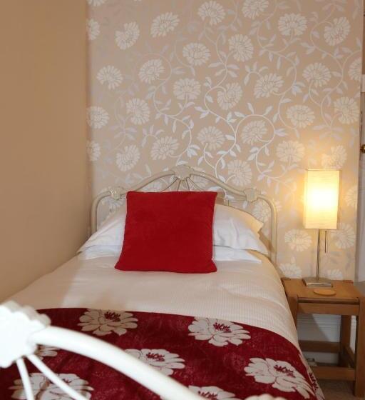 Пансион The Waves