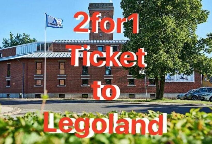 فندق صغير Family Rooms With Ensuite Bathrooms