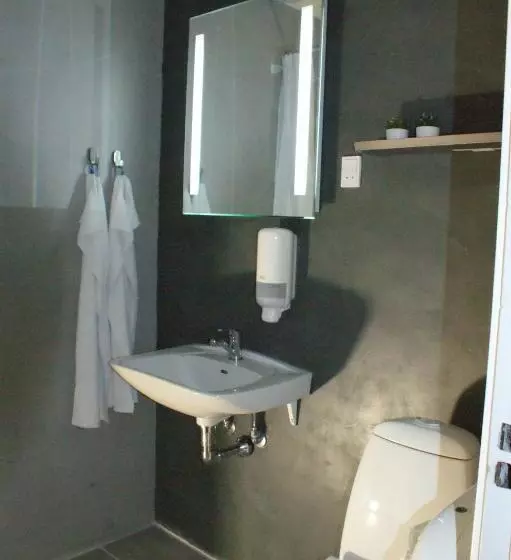 Cămin Family Rooms With Ensuite Bathrooms