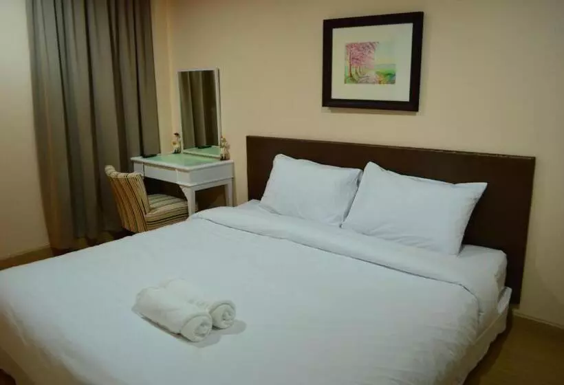 The Grace House Chiangmai   Hostel