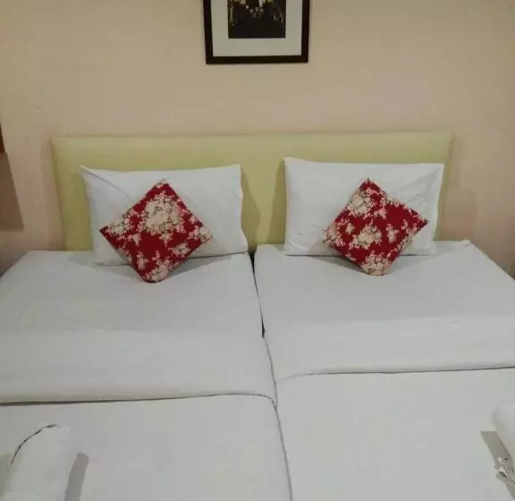 The Grace House Chiangmai   Hostel