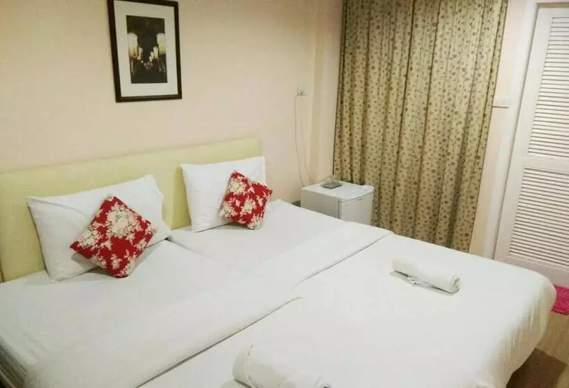 The Grace House Chiangmai   Hostel