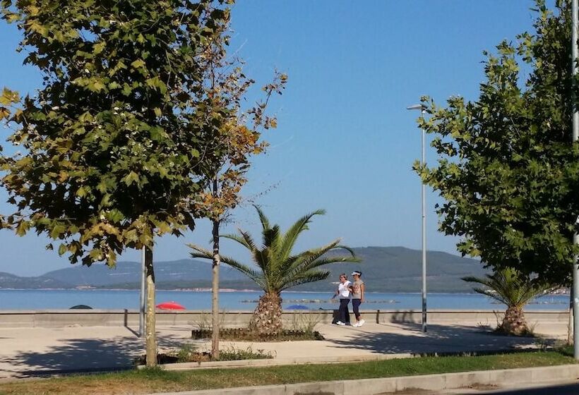 B&b Jamba Self Ceck In