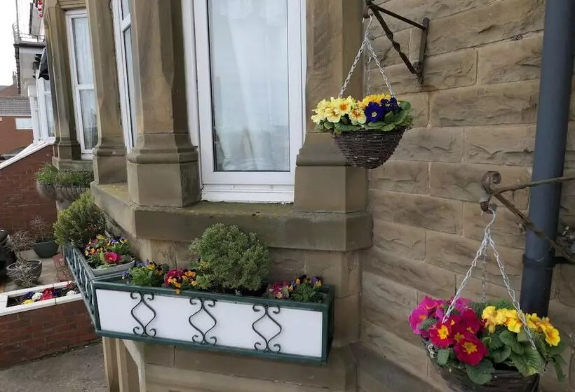 تختخواب و صبحانه Greystones