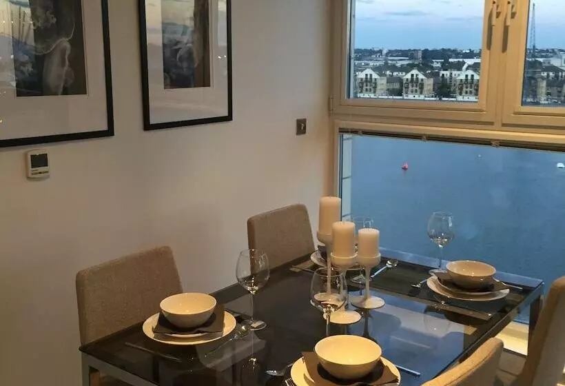 Belvedere Royal Victoria Docks