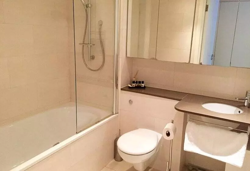 Belvedere Royal Victoria Docks