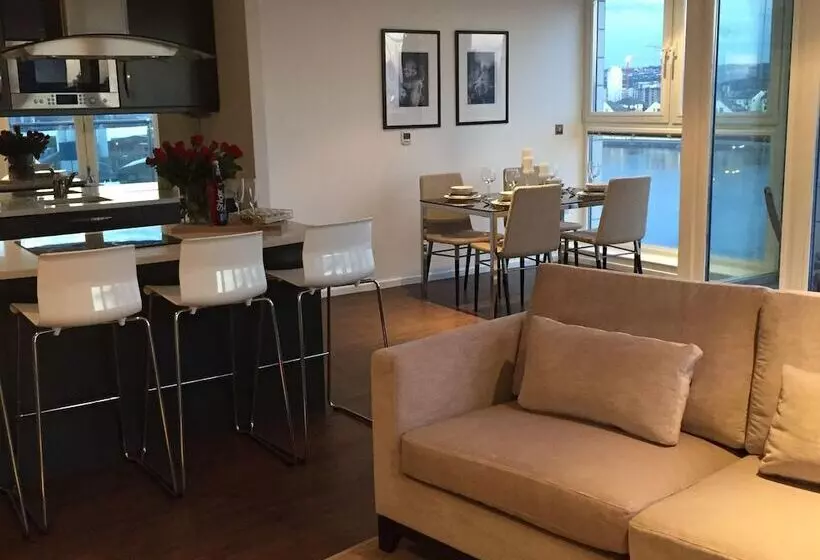 Belvedere Royal Victoria Docks