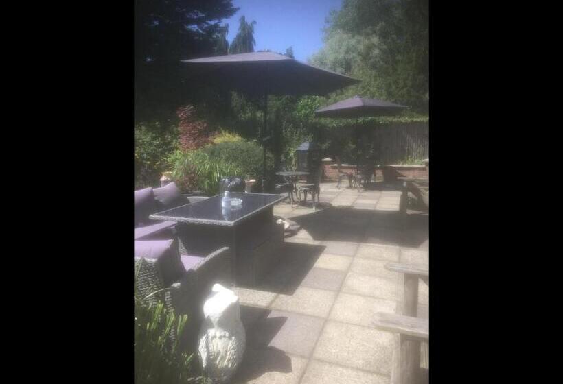 مبيت وإفطار The Bridge Guest House