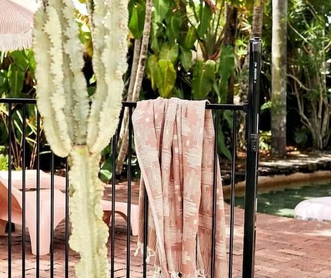 Chalet Motel Brunswick Heads