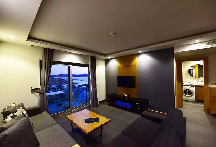 Degirmenburnu Residence