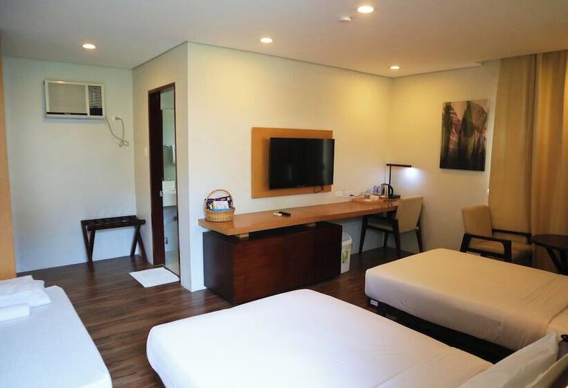 Dolores Tropicana Resort