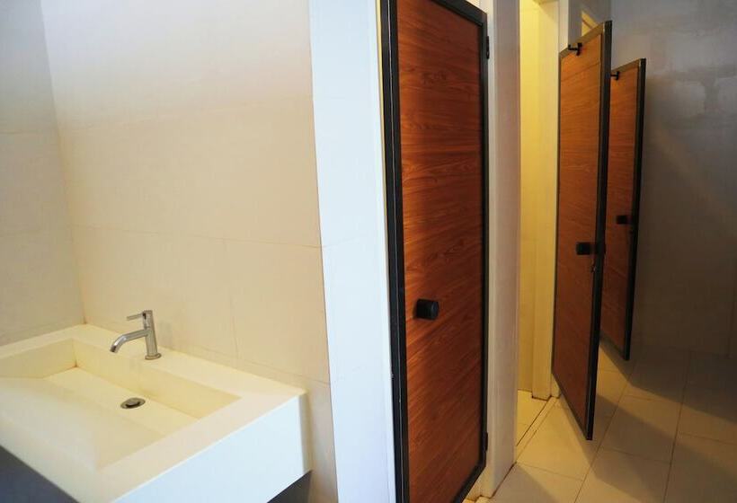 Dolores Tropicana Resort