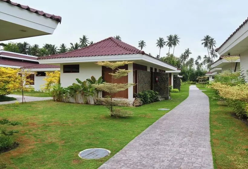 Dolores Tropicana Resort