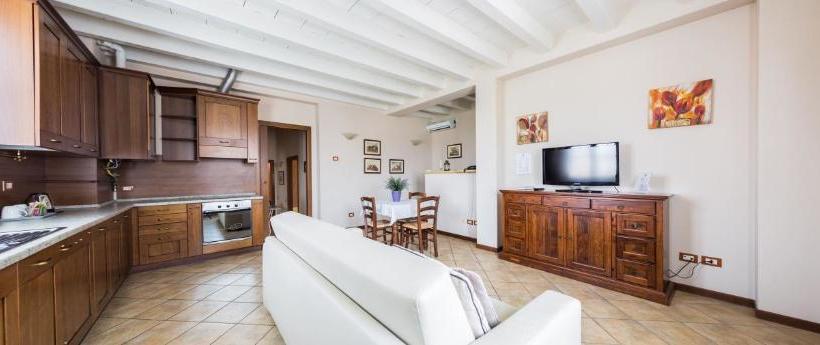 호텔 Agriturismo La Camilla