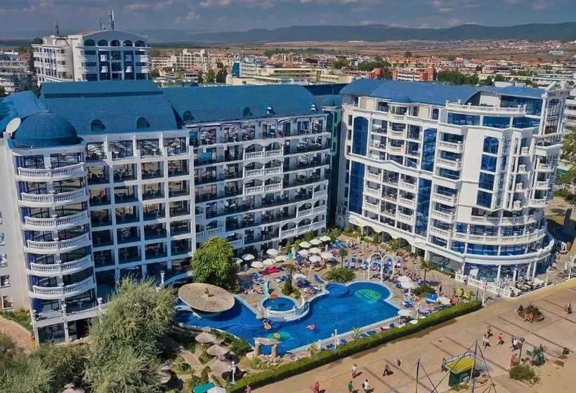 Отель Chaika Beach Resort