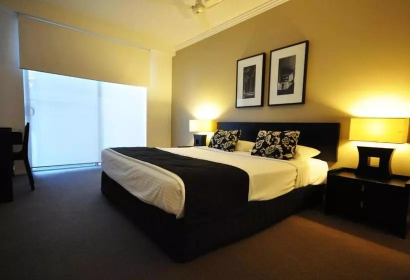 ホテル Chancellor Lakeside