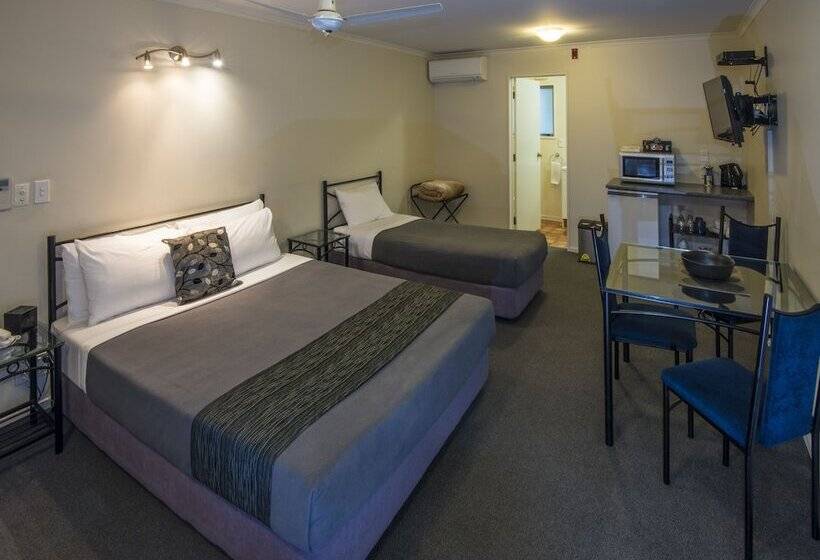 בית מלון כפרי Gateway Motor Inn