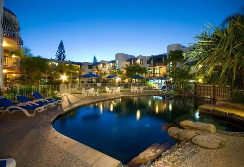 Отель Headland Tropicana Resort