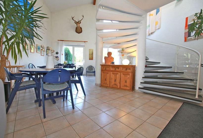 ホテル Hôtel Le Kirchberg