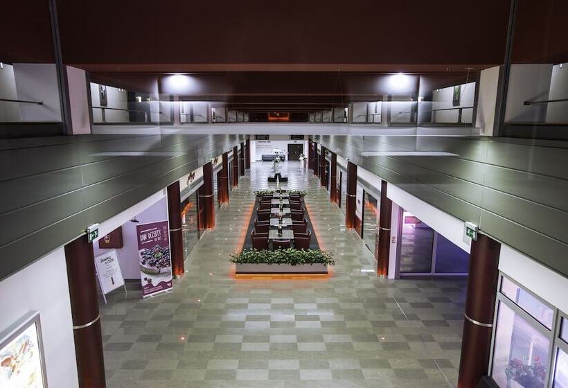 בית מלון כפרי Magnus Trenčín