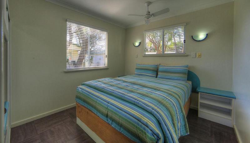 Отель Mandalay Holiday Resort And Tourist Park