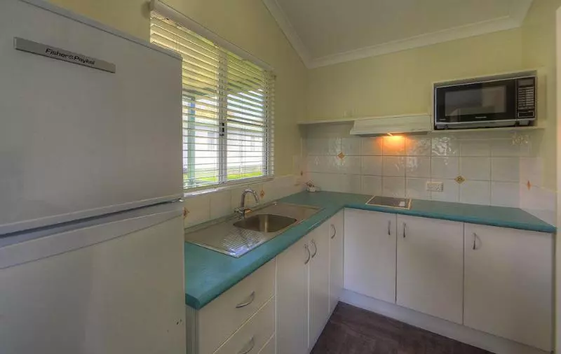 Отель Mandalay Holiday Resort And Tourist Park