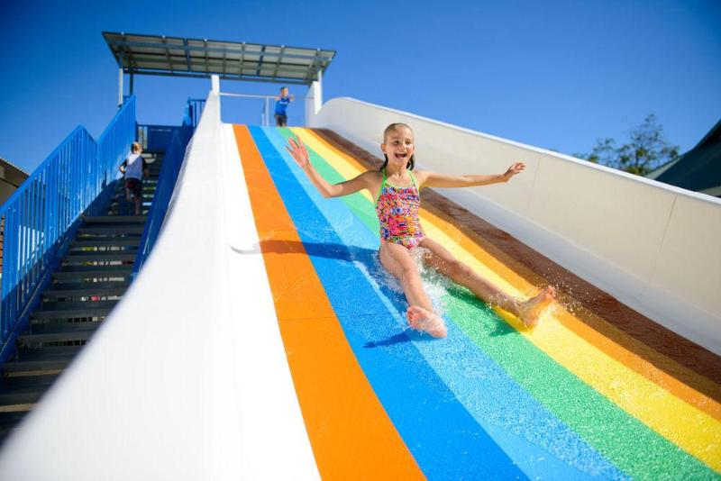 Отель Mandalay Holiday Resort And Tourist Park