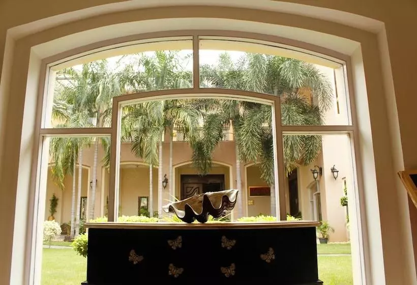 ホテル Oyo Premium Ring Road Cuttack