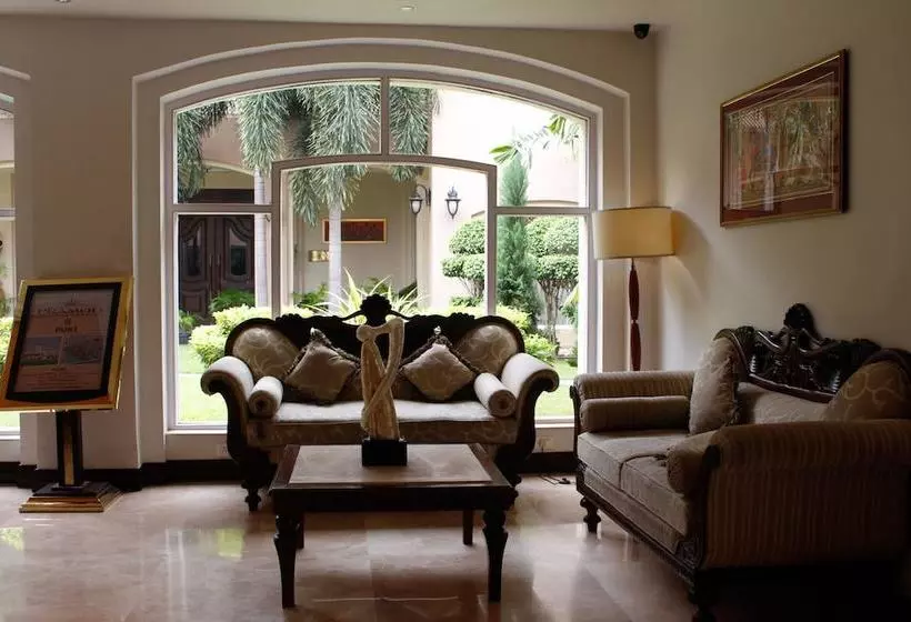 ホテル Oyo Premium Ring Road Cuttack