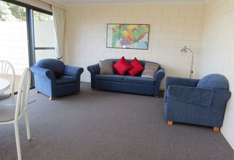 فندق Penguin Mews