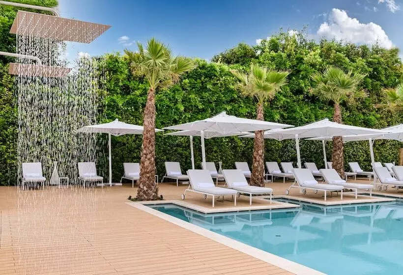 Hotelli Resort Miramonti