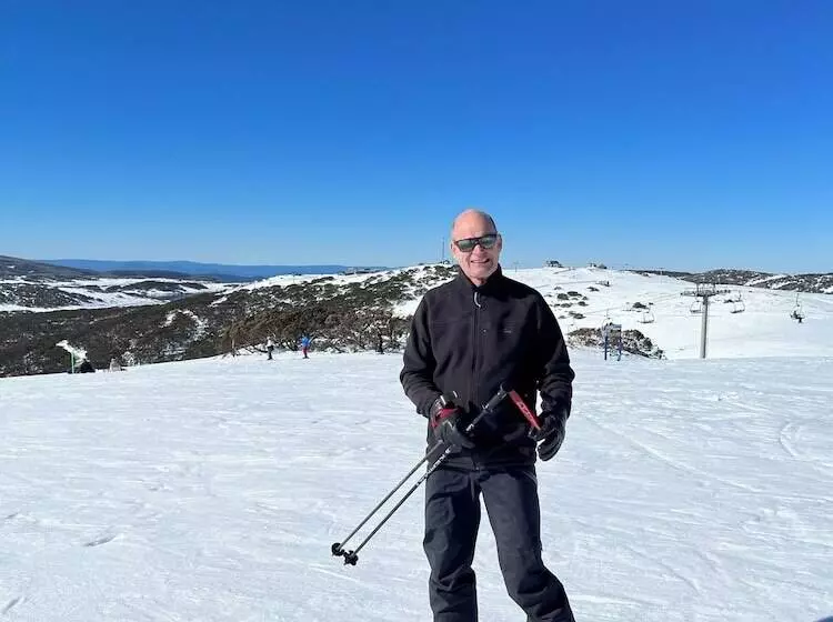 酒店 Ripparoo Ski Lodge