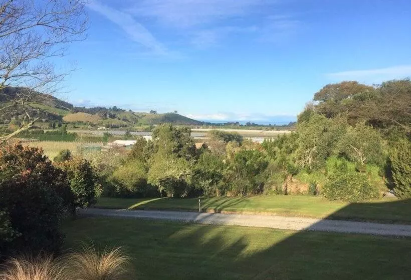 هتل Terraced Chalets
