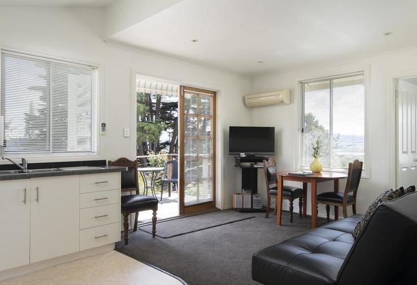 Otel Trevallyn House B & B