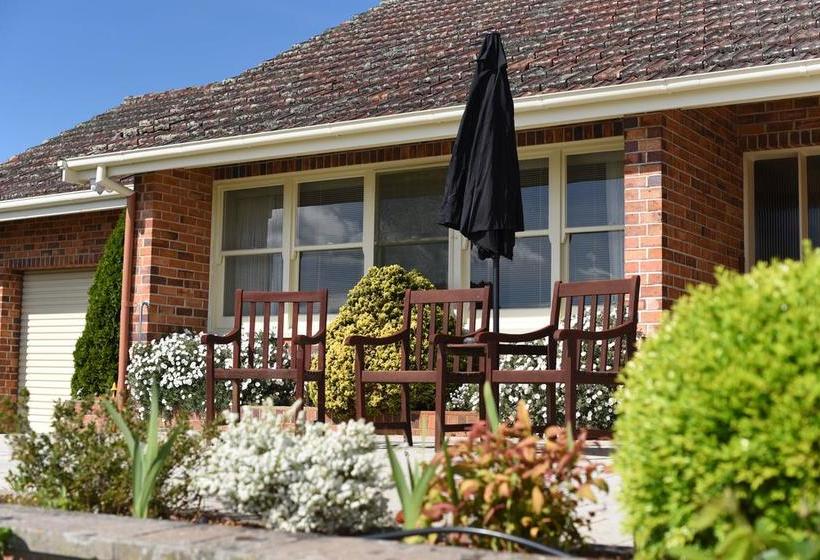 Otel Trevallyn House B & B