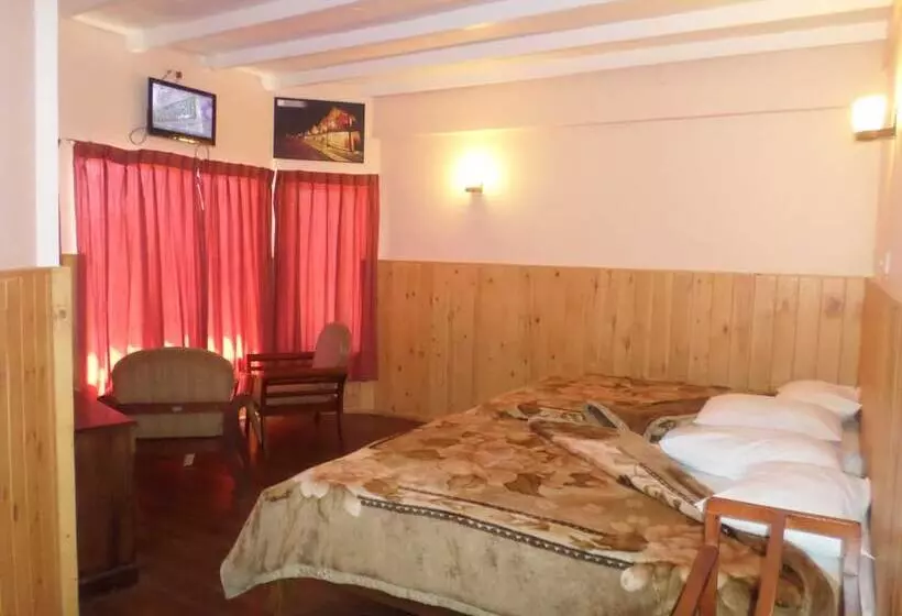 هتل Vista Eden Hill