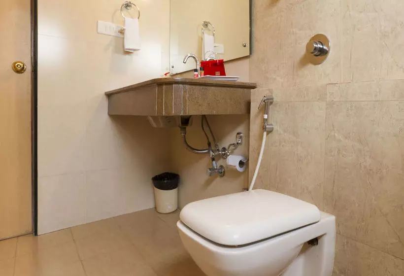 Oyo Apartments Langford Garden