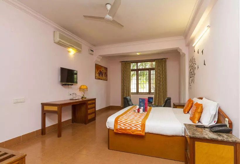 Oyo Apartments Langford Garden