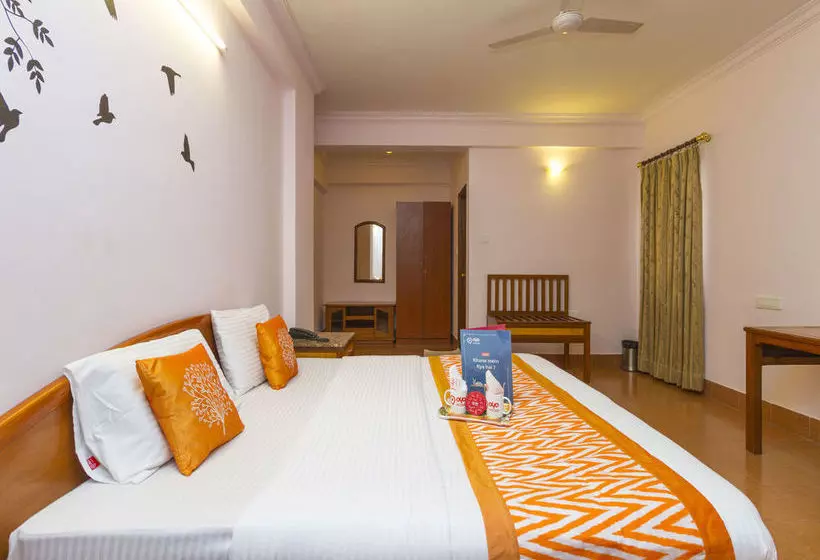 Oyo Apartments Langford Garden