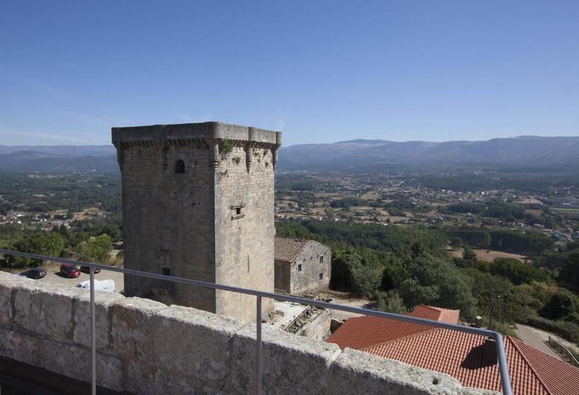 Parador Castillo De Monterrei