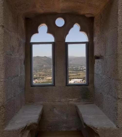 Parador Castillo De Monterrei