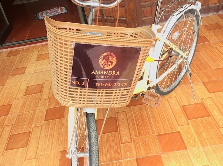 بنسيون Amandra Villa