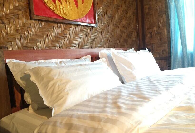 بنسيون Amandra Villa