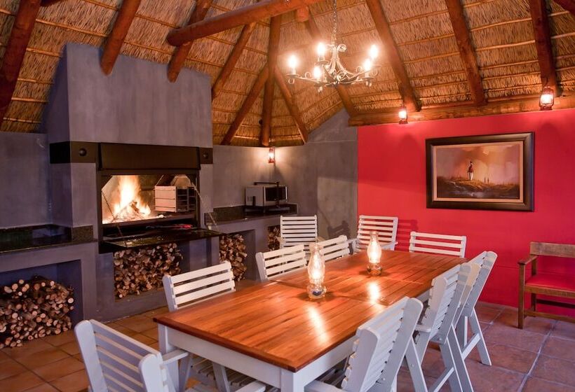 פנסיון Miles B&b Guest House