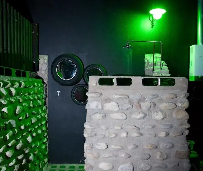 پانسیون Miles B&b Guest House