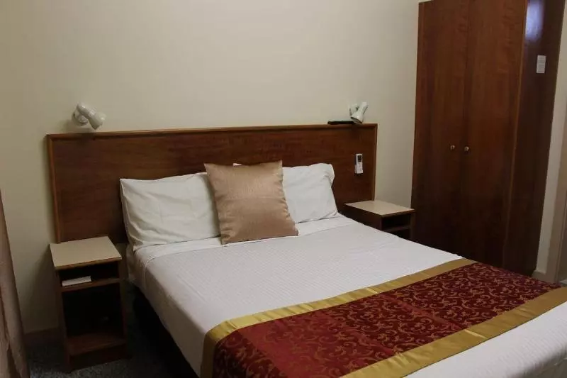 The Pioneer Way Motel